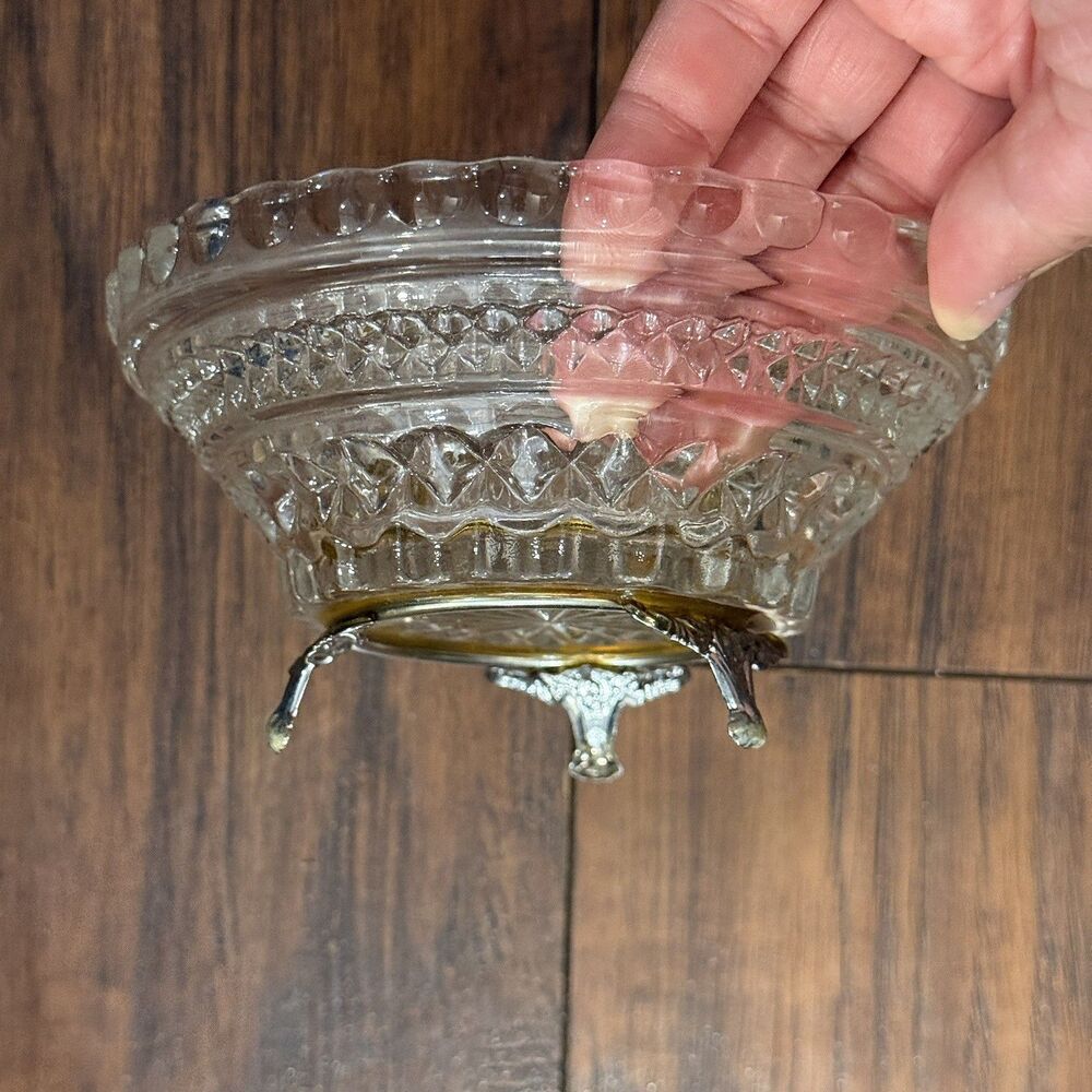 Vintage Round Clear Glass Candy Dish 3 legged chrome diamond pattern 5" dia. B4